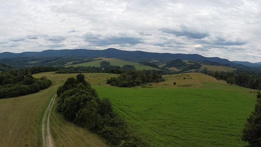 Dronowy widoczek z trasy - na południe