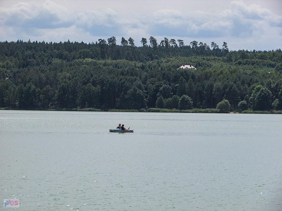 Rower wodny na Jeziorze Zbiczno