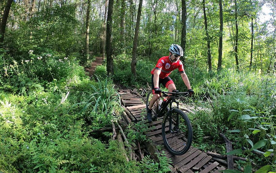 Nad Jeziorem Lusowskim znalazły się takie smaczki MTB