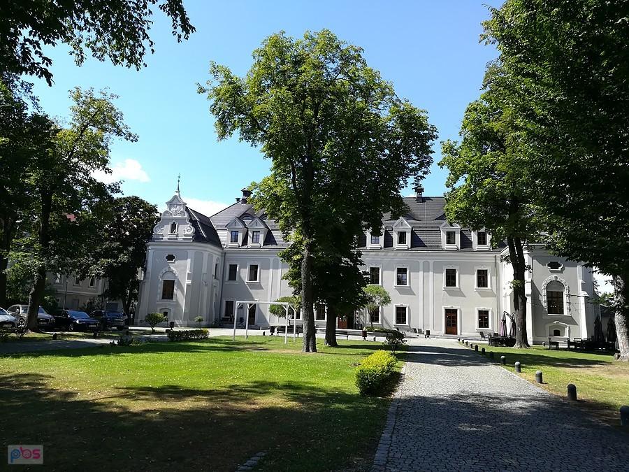 Zamek - Hotel w Lublińcu