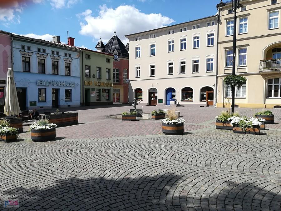 Rynek w Lublińcu - fontanna
