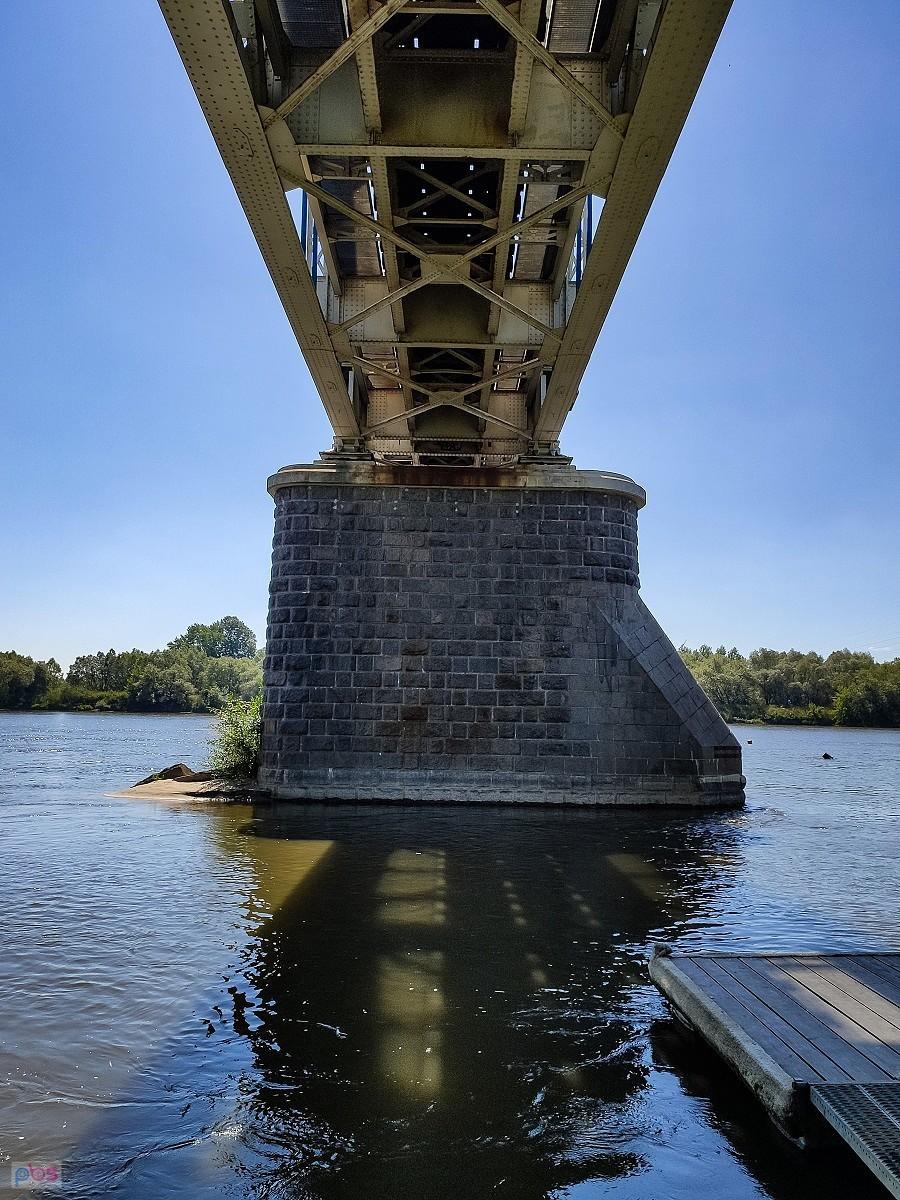 Długość tej przeprawy to 436 m