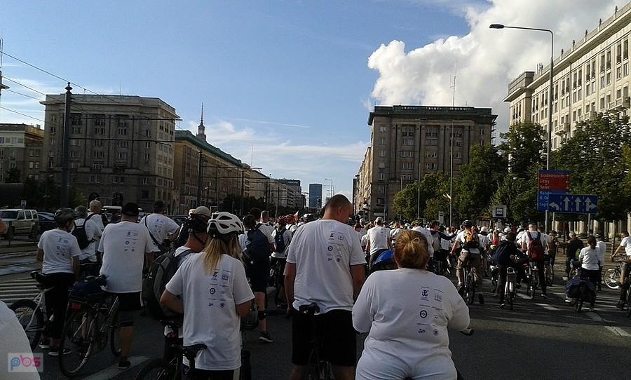 Masa Powstańcza 2022 - na placu MDM ale na nitce Marszałkowskiej w stronę centrum