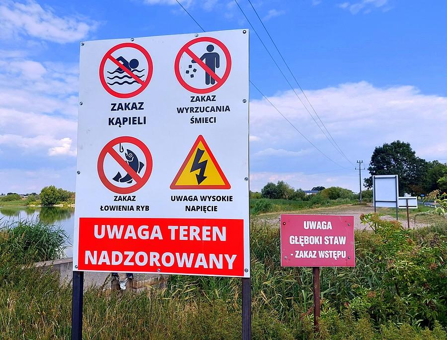 Kolejne tablice z zakazami, Szczodrzykowo