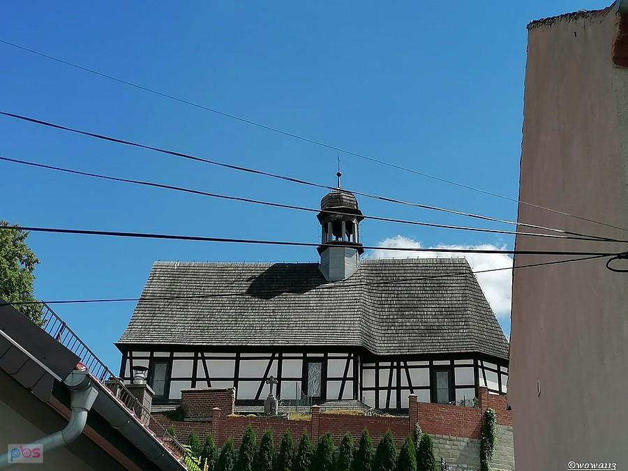 Kościół cmentarny z 1705r. w Głogówku.