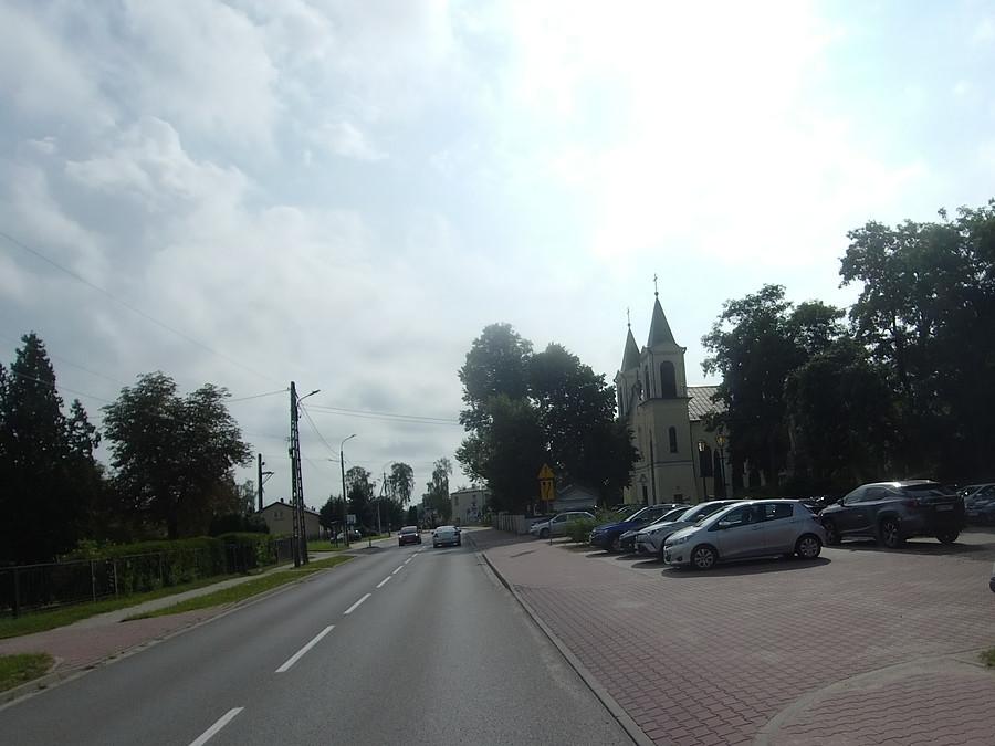 Kościół w Borzęcinie