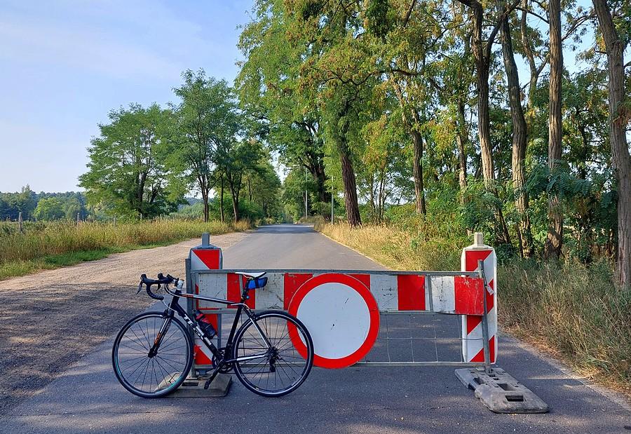 No i mi kolejną drogę zamknęli...