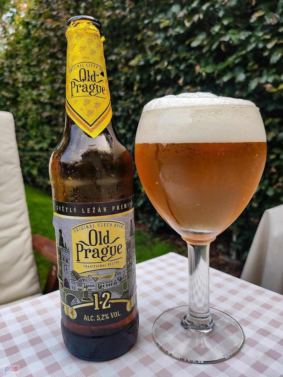 Stara Praga z fajną pianką