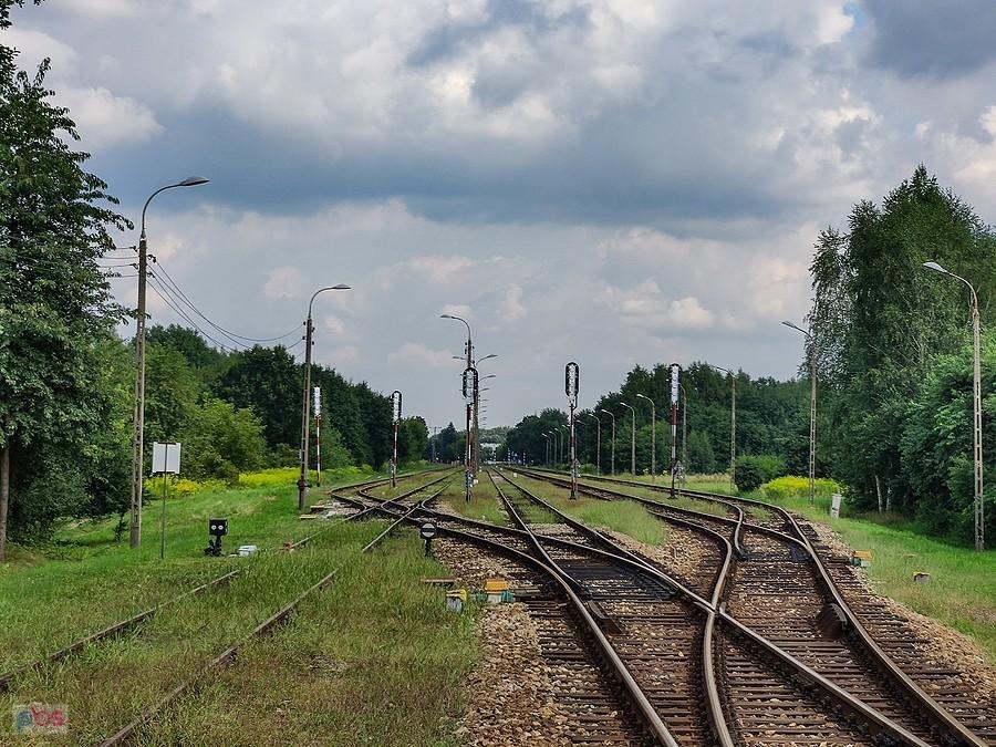 Na torach bocznicy w Jeziornie pusto