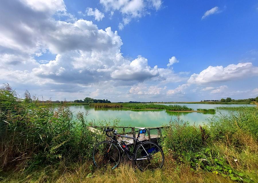 Nad zalewem w Szczodrzykowie