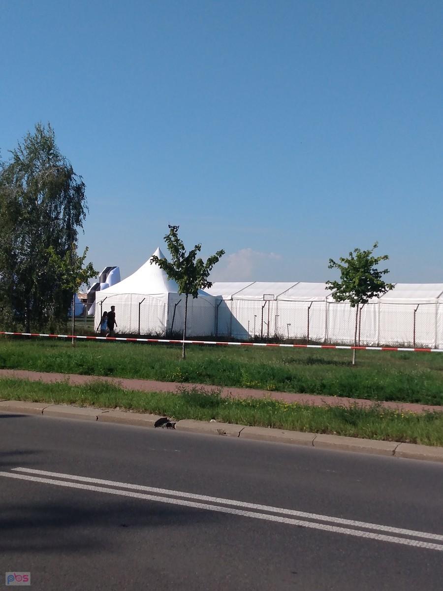 Na lotnisku Bemowo dziś jakiś festyn, podobno zdrowia