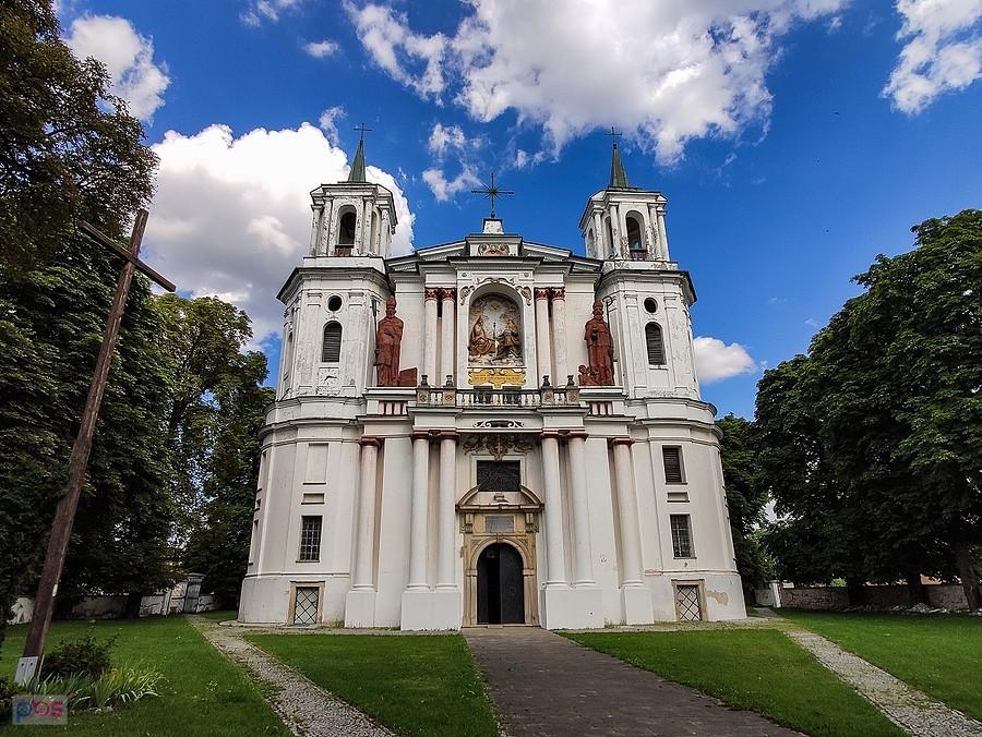 Tarłów - kościół św. Trójcy