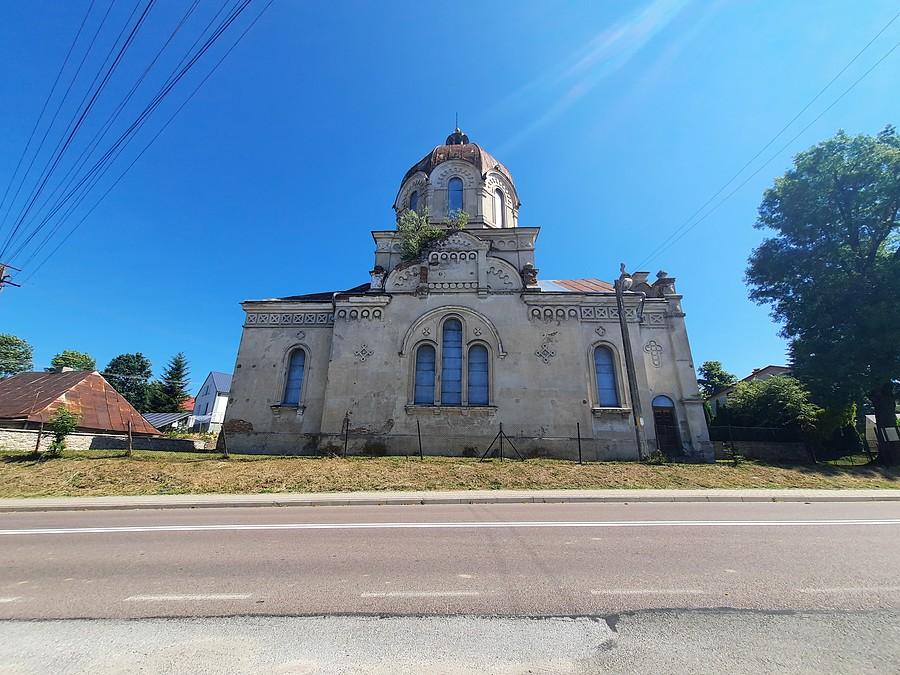 Cerkiew w Krzywczy.