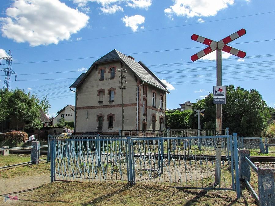Niskie Brodno - przejście przez linię kolejową