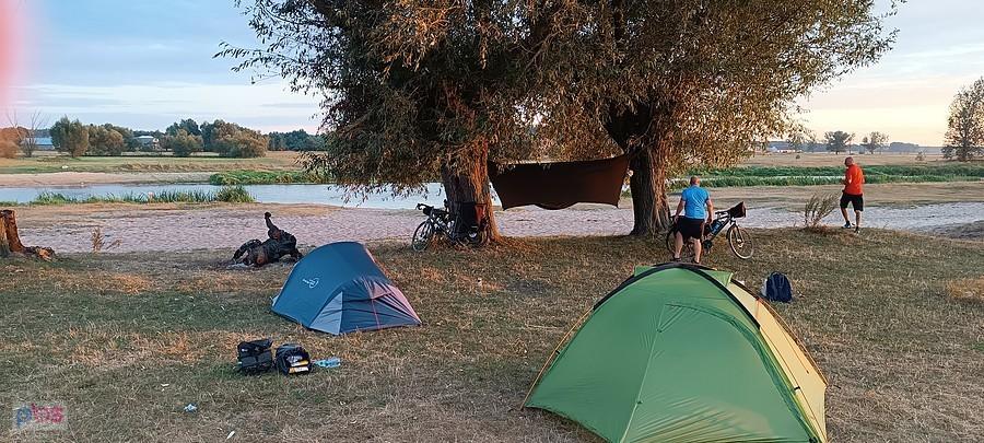 Baza nr 3 założona