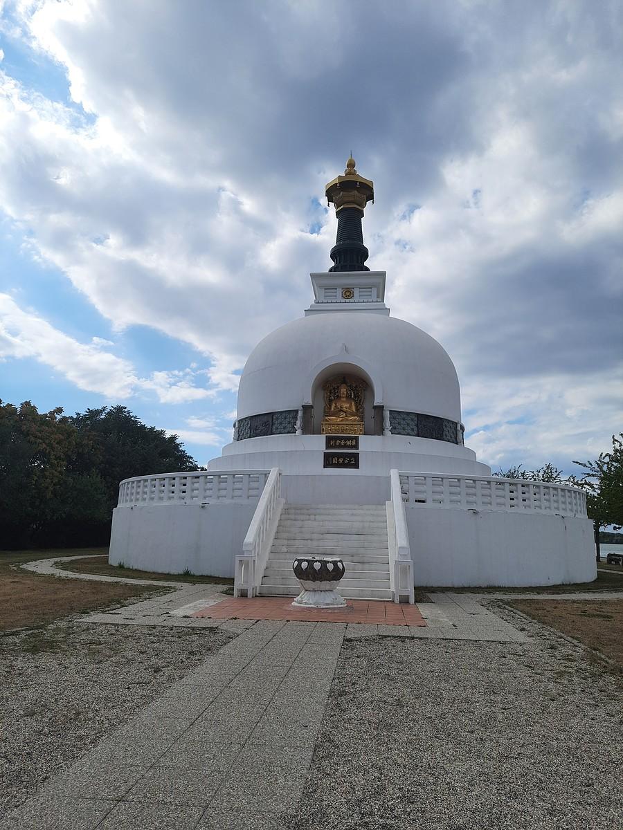 Pagoda pokoju nad Dunajem.