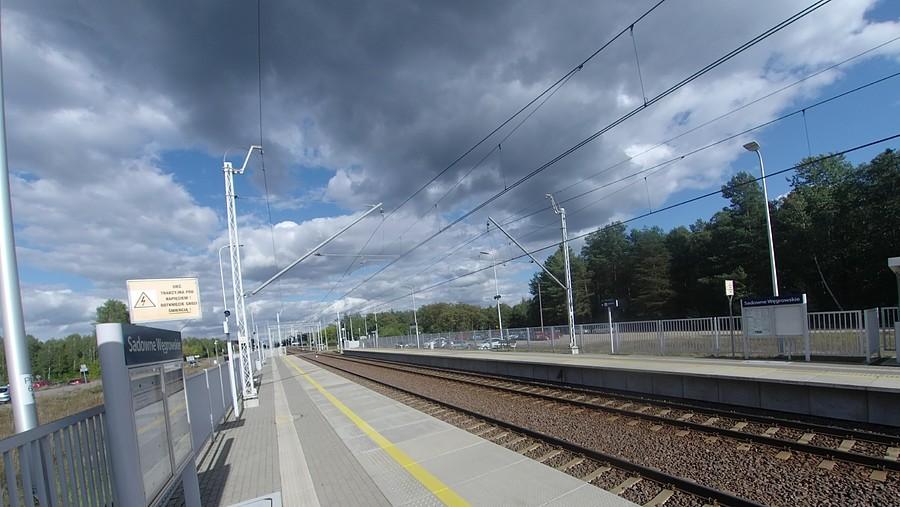 Sadowne Węgrowskie stacja pośrodku niczego