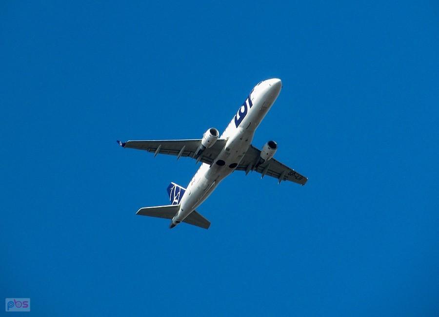 Embraer poleciał do Poznania