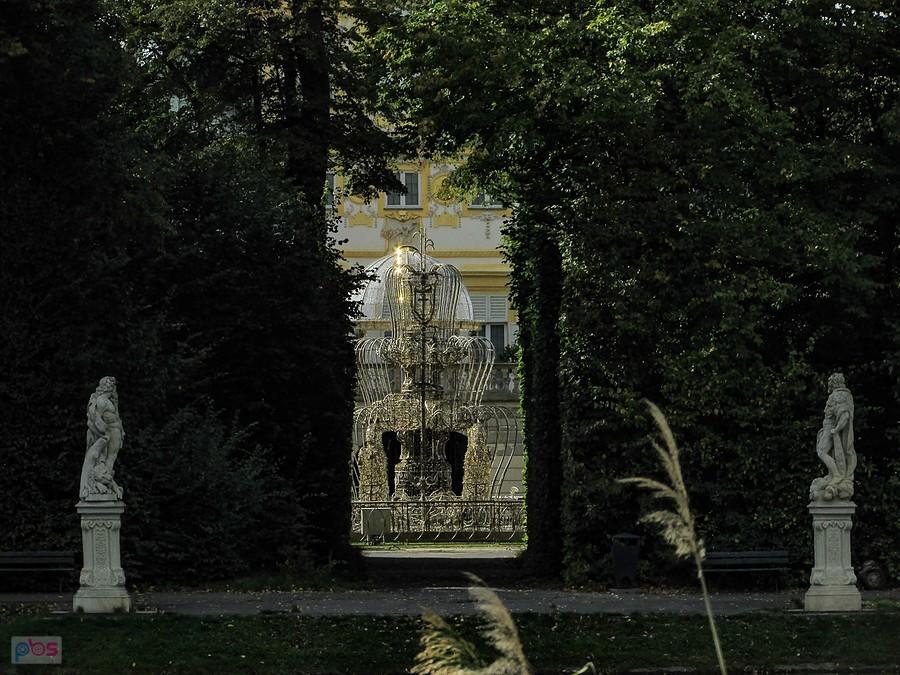 Wilanów przez dziurkę