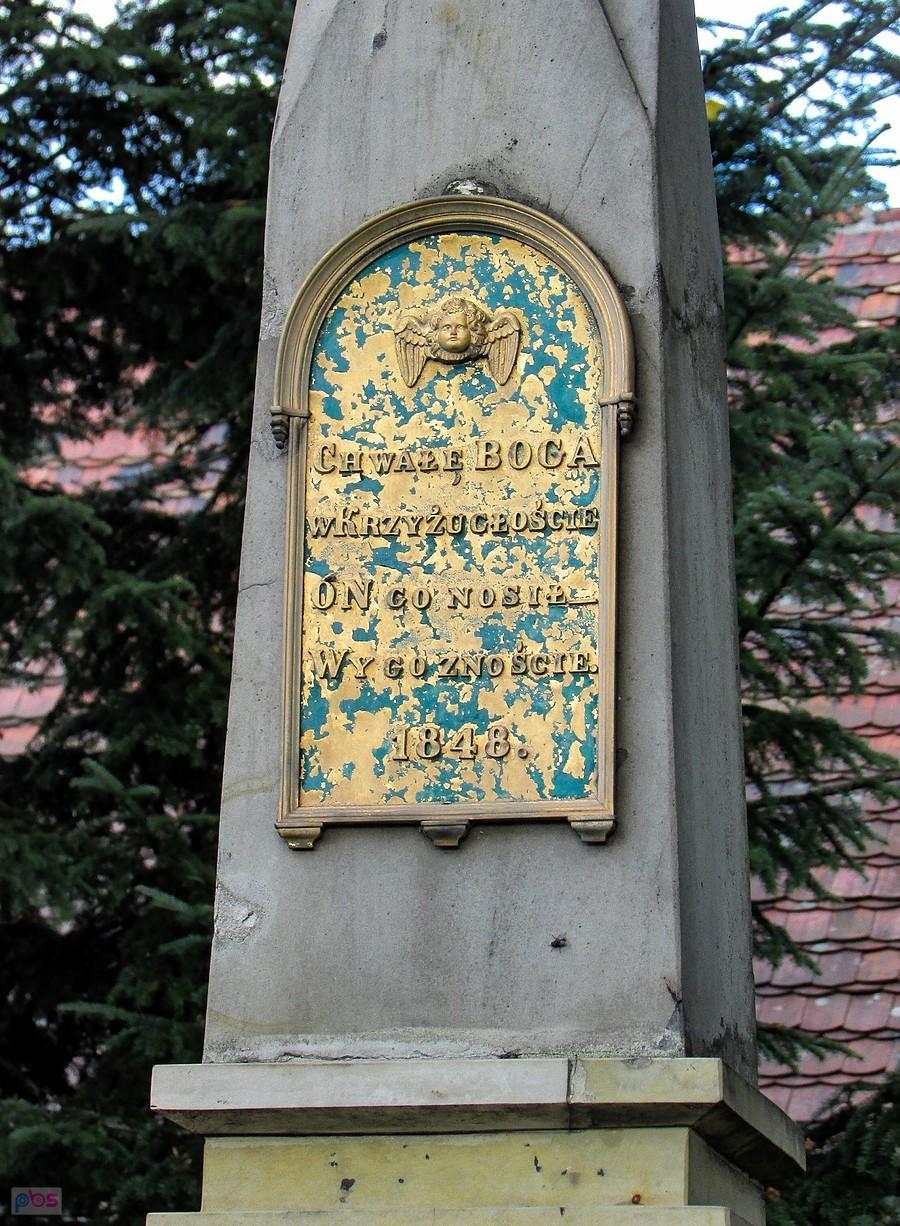 Tablica na krzyżu