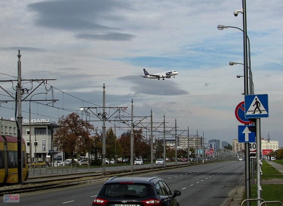 Embraer LOT nad al. Krakowską