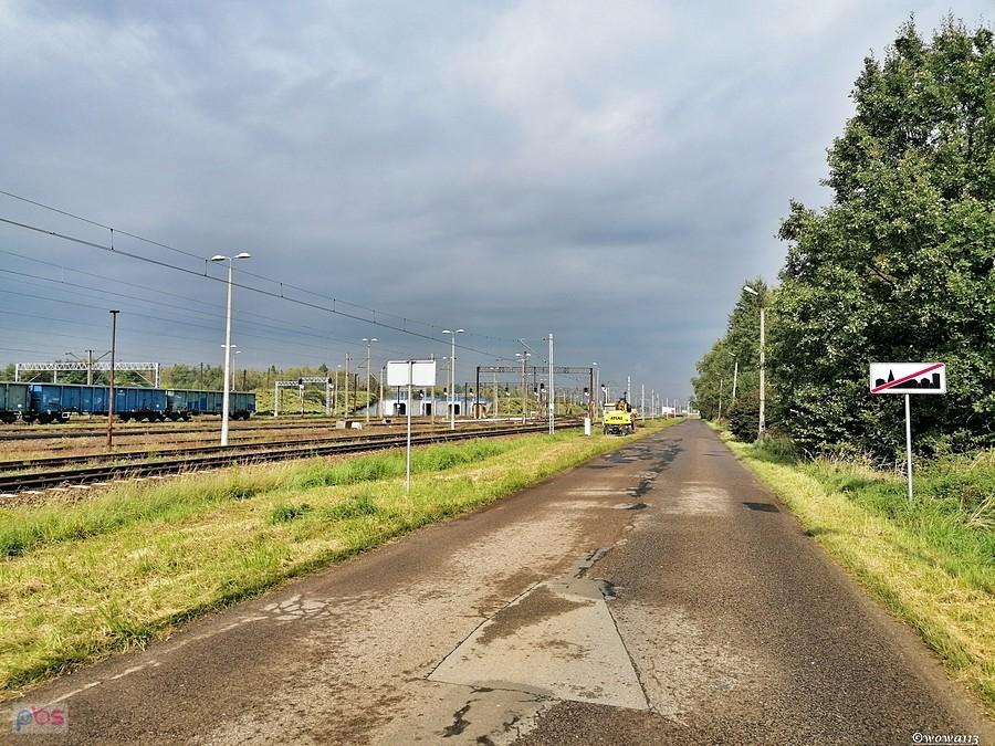 Ulicą Zawierciańską w Łazach