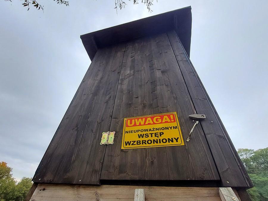 "Upoważniony", czyli zwyrol? Nie zaliczam się, ale zakaz olałem