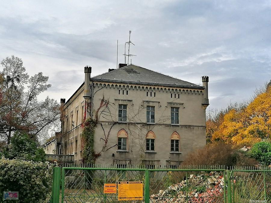 Dwór w Świbiu