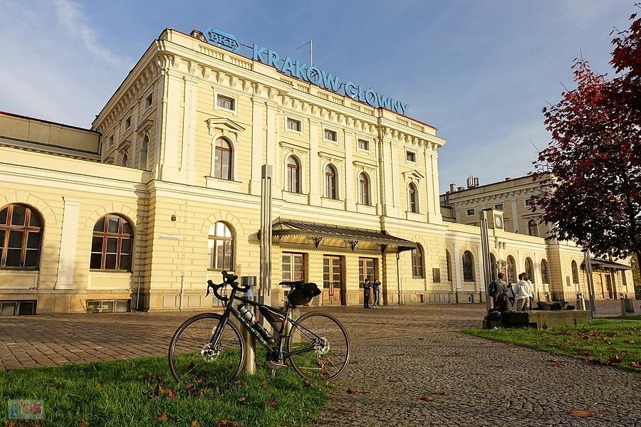 10000 wybiło akurat na dojeździe do dworca