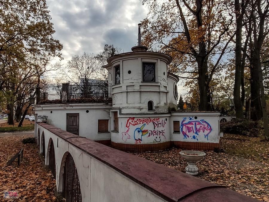 Narożna galeryjka willi Fruzińskiego