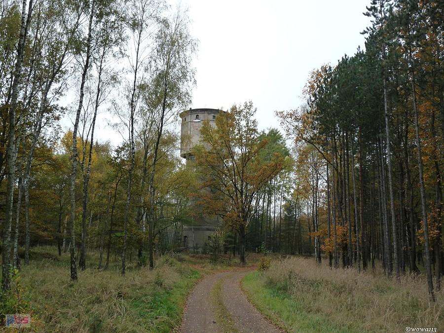 Kolejowa wieża ciśnień przy stacji rozrządczej w TG