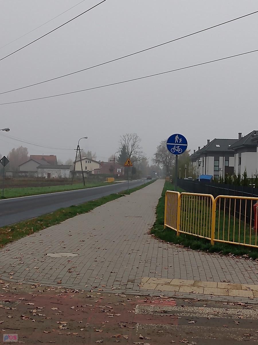 Chodnik i ścieżka rowerowa