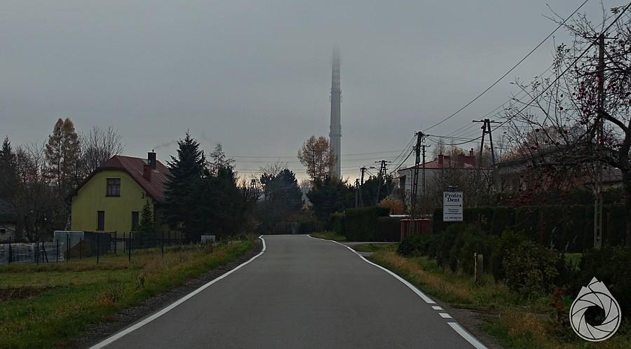 komin glinicki w małej chmurce