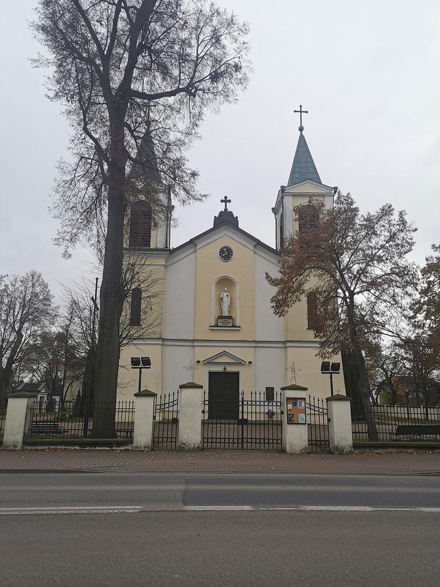 Czas nadal stoi w Borzęcinie