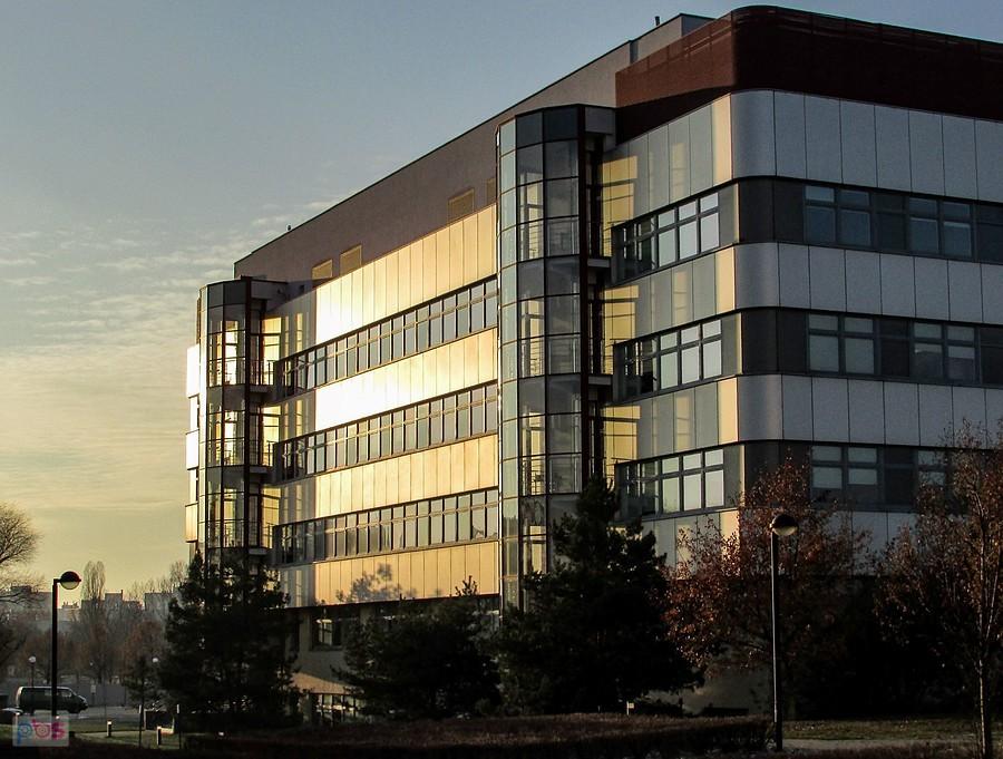 Budynek Wydziału Biologii i Biotechnologii SGGW