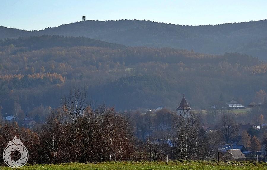 Wojakowa z wieżą na Szpilówce