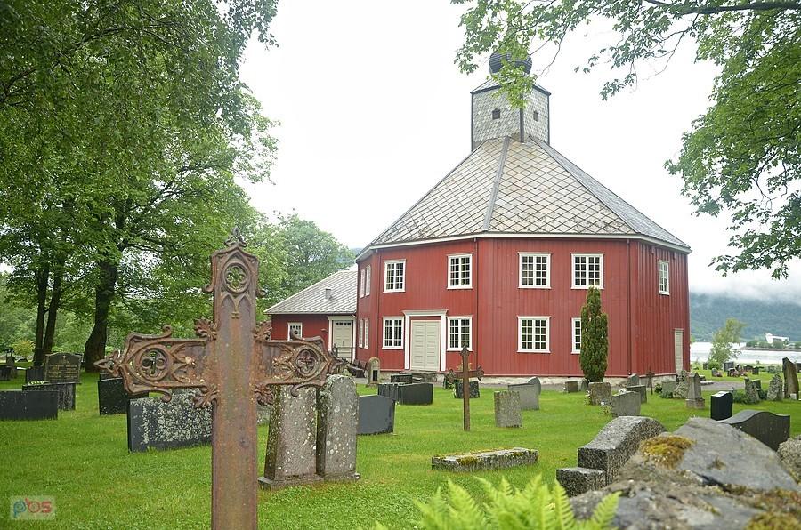 Grytten Kirke