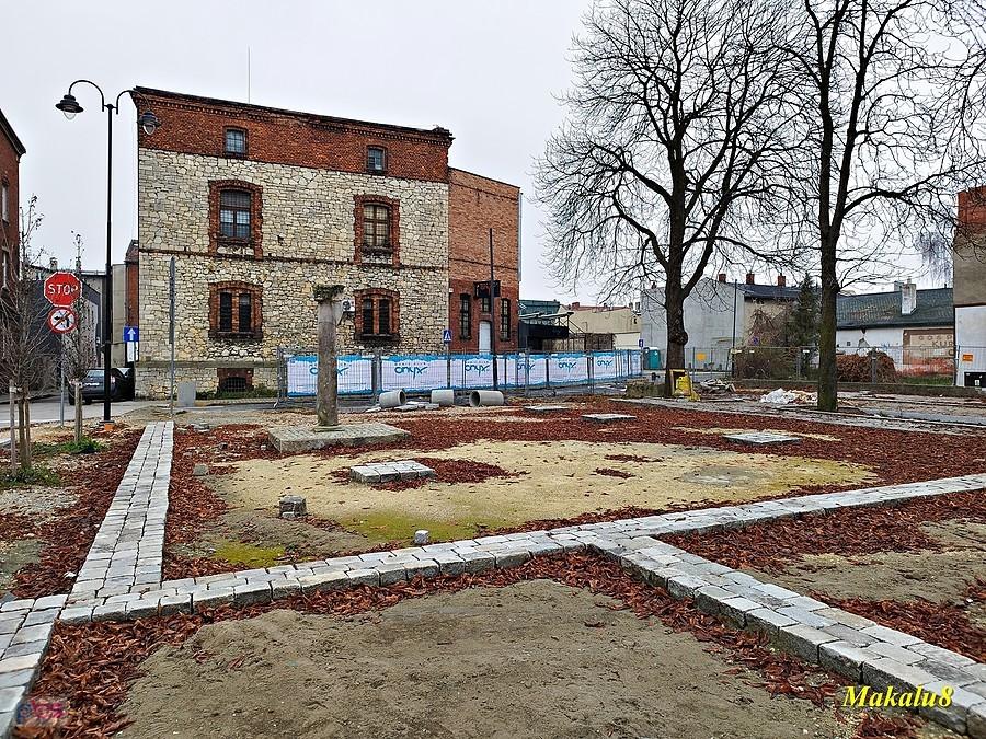 Plac po synagodze