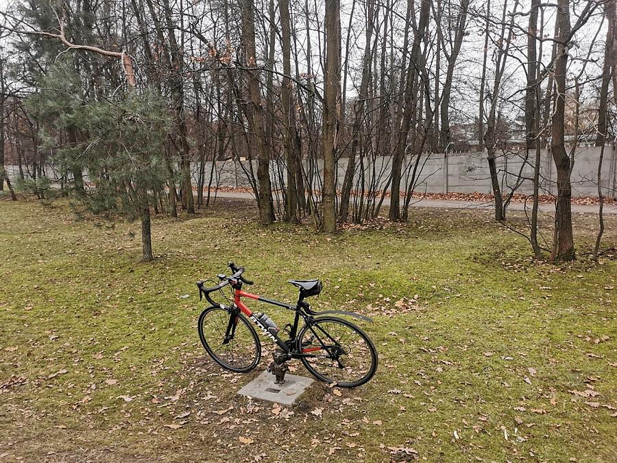 Nazywa się Watek i może podtrzymać rower