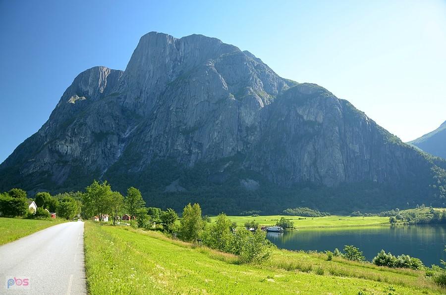 Eresfjord
