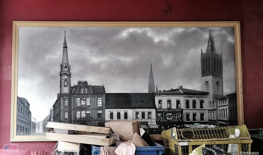 Ehh... wizytówka. Niby na chwilę tylko, na czas remontu Zaułka.