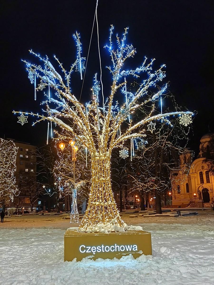 Świąteczna iluminacja Częstochowy A.D. 2022.