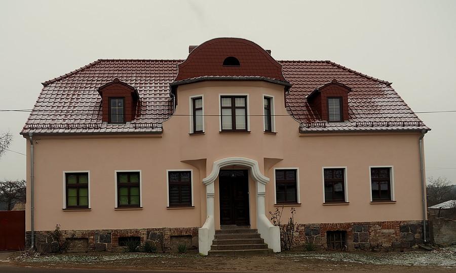 Jeden z domów.
