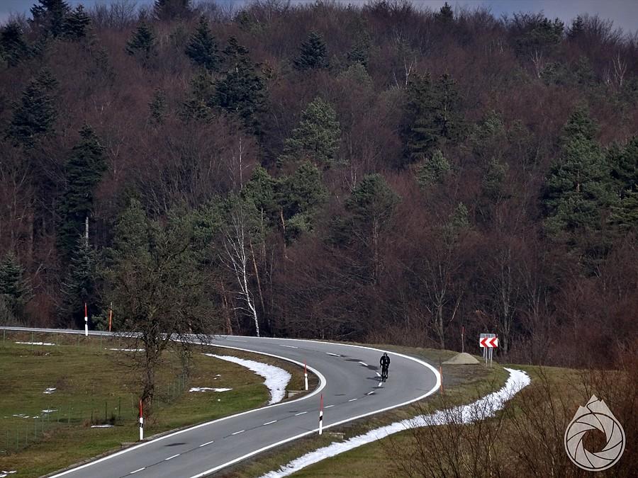 zakrętas podjazdu pod granicę