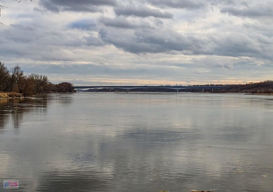 Wisła i Most Południowy - widok z Plaży Romantycznej