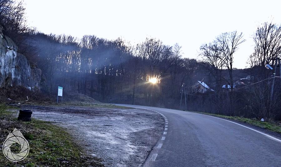 czy to mała, wieczorna mgiełka, czy dym z palonych butelek...?