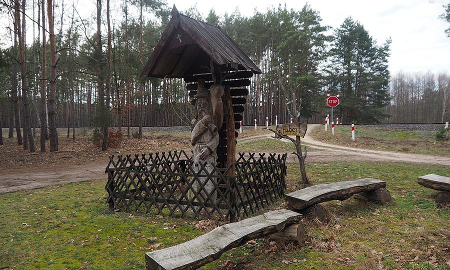 Św. Hubert przy leśnej drodze Pszczew-Kuligowo