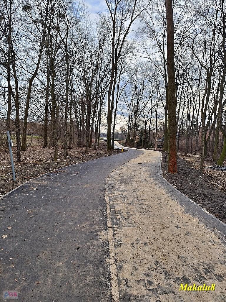 Nowy asfalt nad Brynicą