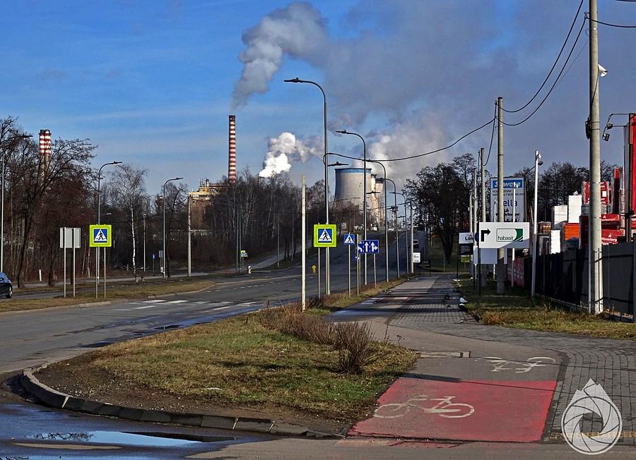 taka ścieżka w stronę dymu