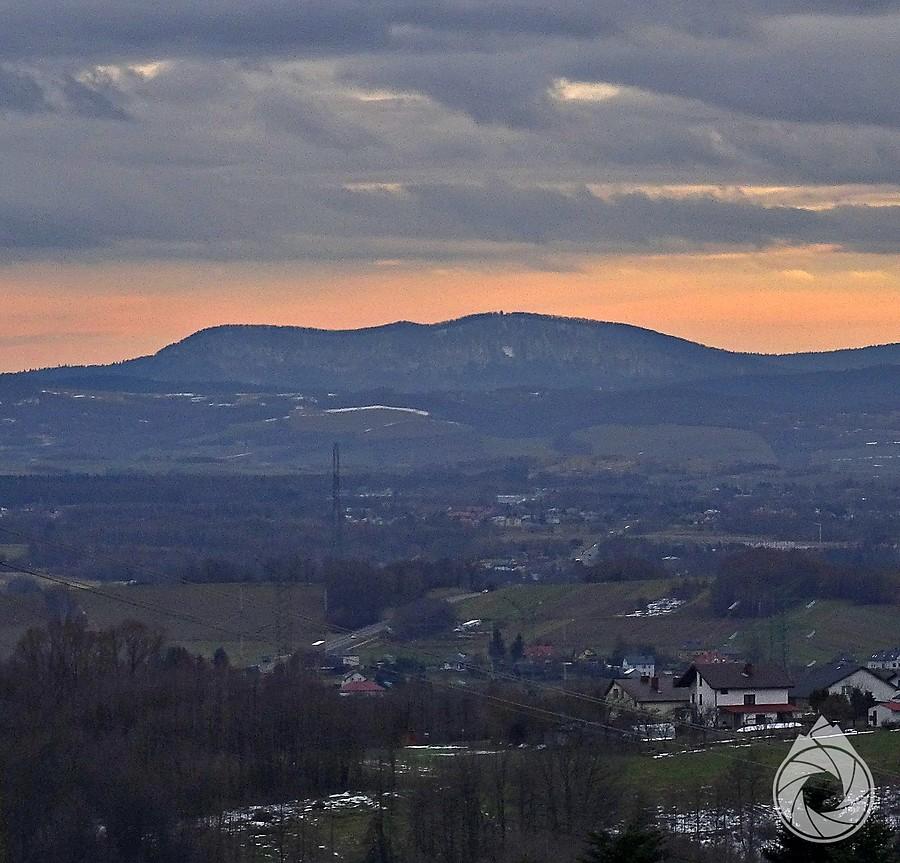 kolejny raz Cergowa, Giewont Beskidu Niskiego, ino z drugiej strony